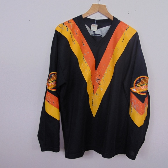 90s canucks jersey